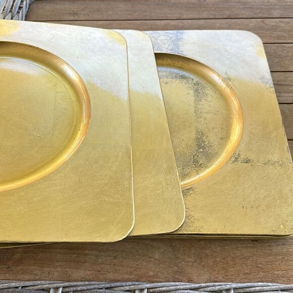 Pier 1 Gold Square Plastic Chargers (5) - Picture 3 of 6